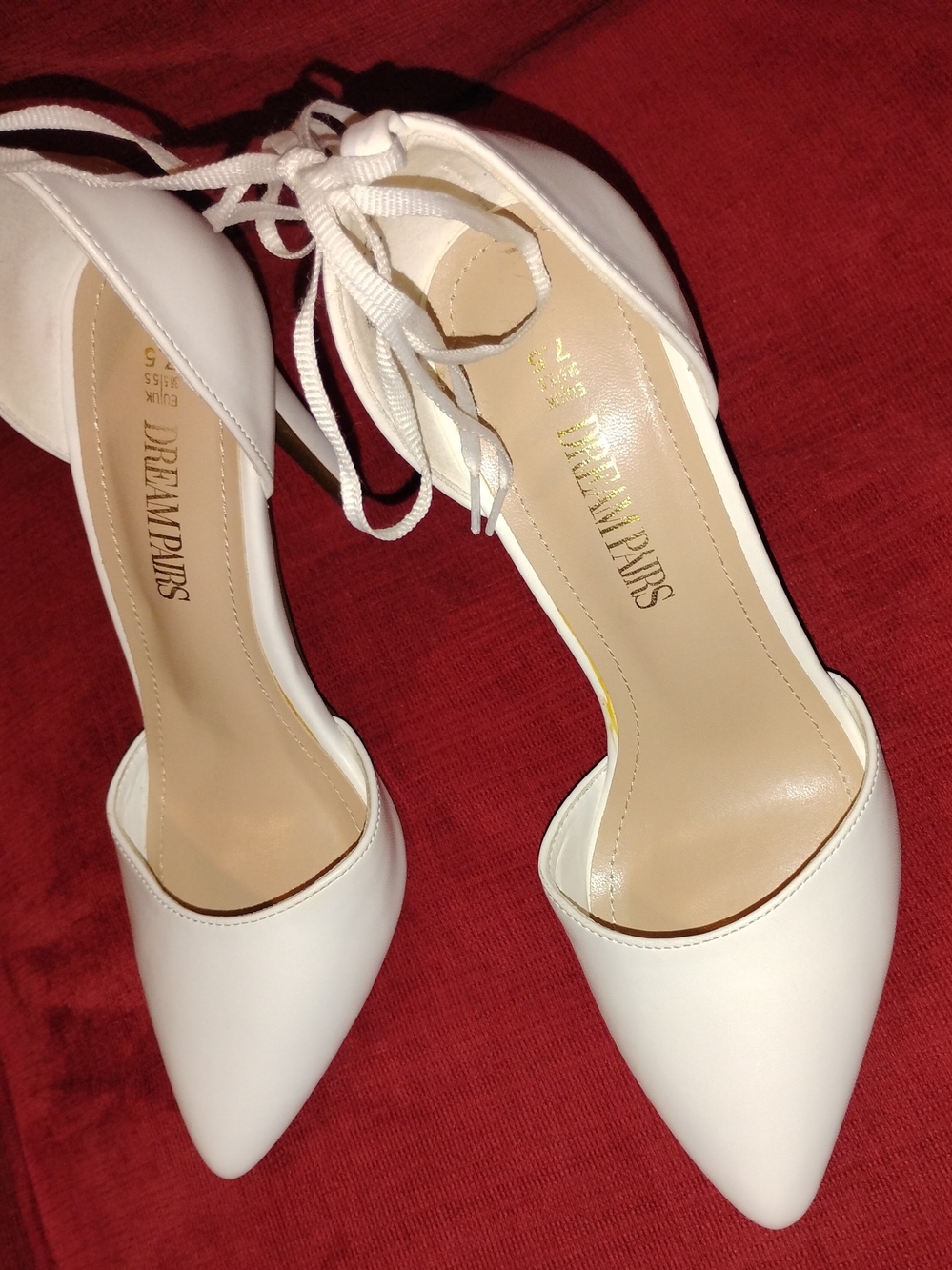 Dream Pairs White Pointed Lace-Up Heels